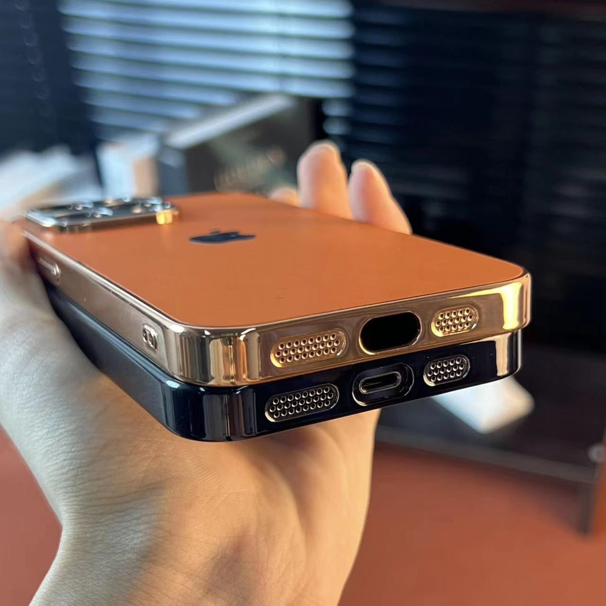 Metal goggles ultra-thin PC electroplated leather pattern hard shell iPhone phone case