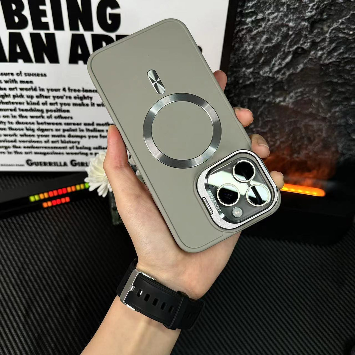 Apple 15/14/13/12 Frosted lens film bracket magnetic suction case, anti-fall mobile phone case